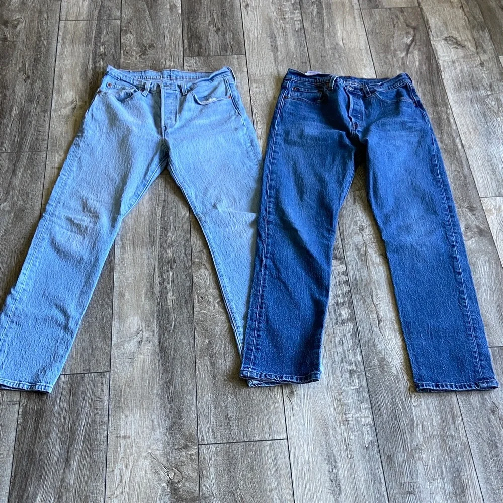 Levi's 501 Women's Light and Dark Blue Straight Leg Jeans Two Pairs Size 28x30. - Picture 2 of 10